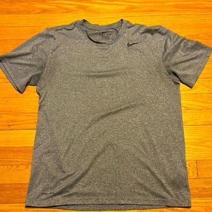 Men’s Nike Dri Fit Short Sleeve Grey Size Medium